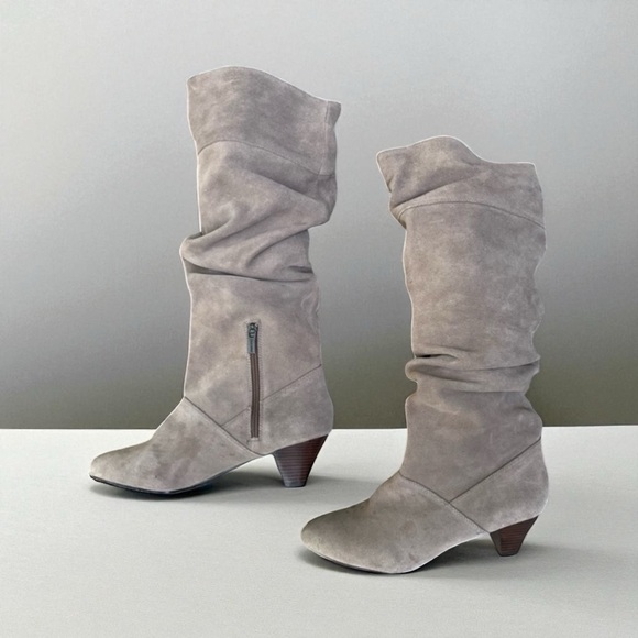Colin Stuart Suede Kitten Heel Scrunch Boot in Taupe Women’s Size 9 - Picture 6 of 11